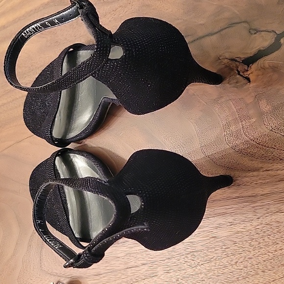 Stuart Weitzman Strappy Sandals - Picture 3 of 7